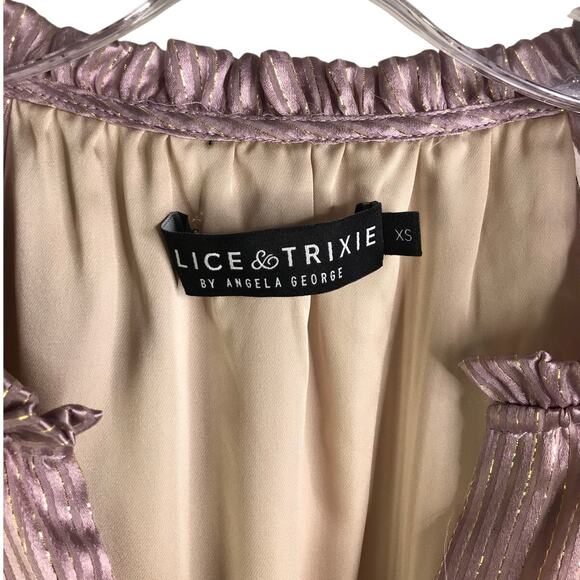 Alice & Trixie by Angela George Top Womens XS Metallic Pink V-Neck Ruffle Sleeve - Picture 2 of 8